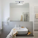 Mos Tremosine